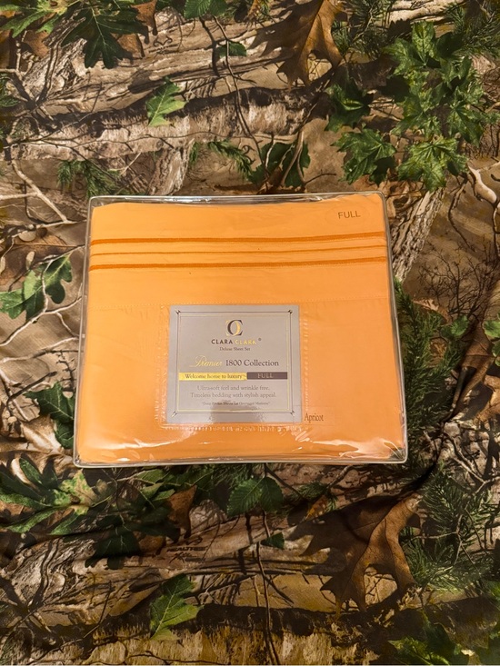 Clara Clark Other - Clara Clark Apricot Full Sheet Set - 1800 Collection